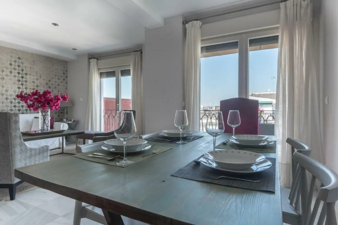 Behouse Avenida Apartment Seville