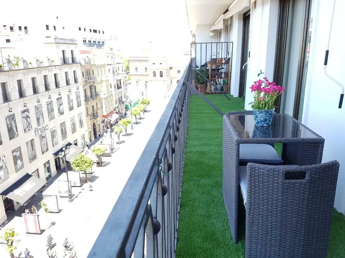 Behouse Avenida Apartment Seville 0*,